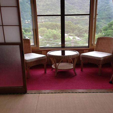 Hakone Kaminoyu Hotel Exterior photo